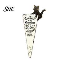 Animal Garden Decor Vintage Iron Stake, Weather-proof Metal Yard Sign, Art Flowerpot Decorative Stake for Outdoor Courtyard Pathway Lawn 1
