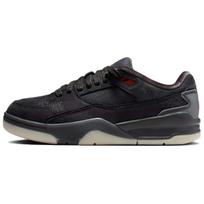 Jordan Flight Court Who Decides War Bred (Women's) 36.5