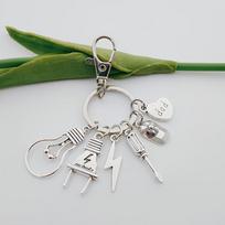 Father's Day Gift: Dad Keychain with Hammer, Wrench & Screwdriver Pendant sidabras