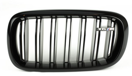 BMW F86 priekinio radiatoriaus inksto juodos spalvos M grotelės kairės pusės originalios 51712354499