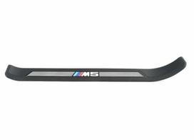 BMW E39 priekinio kairiojo įėjimo dangtelis originalus 51472466367