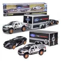 Licencijuotas 1:64 mastelio „Ford Raptor“ ir „Ford GT Heritage“ ZA5961