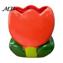 Decorative Flower Bud Container Tulip Makeup Brush Holder, Resin Cosmetic Organizer for Vanity Desk, Cute Pen Desktop Storage Eyebrow Pencils raudona