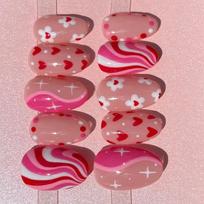 30Pcs Variety Sizes Press On Nail Pink Valentine Special Heart Shaped Flowers and Stripes Design for Cute Nail 1