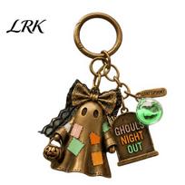 Decorative Bag Tag for Halloween Vintage Patchwork Ghost Keychain, Metal Charm Ornament, Everyday Carry Spooky Season Holiday Gift Backpack 1pc