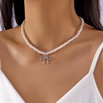 Delicate Bow White Color Rice Bead Necklace for Women Elegant Beaded Adjustable Choker Necklace Friendship Jewelry Gifts