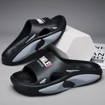 Men Massage Slippers Slides Indoor Outdoor Sandals Beach Casual Shoes Comfortable Sole Men's Slippers Big Size 2025 38-39
