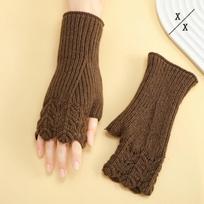 Women's Winter Short Knitted Leak Finger Warm Wrist Sleeves, Woolen Gloves, Hollowed Out Short Gloves, One Size
