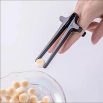 1PC Lazy Finger Chopstick Clip, Non Dirty Hand Tool for Watching TV Shows and Brushing Videos, Non slip Portable Snack Food Clip juoda