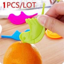 5pcs Random Bird Multi-purpose Beak Orange Peeling tools wholesale