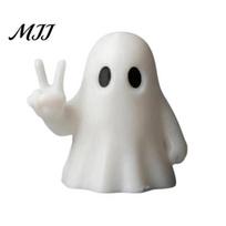 Durable PLA Ghost Decorations Halloween Figurine with Peace Sign, Spooky White Cute Ornaments for Statue, Tabletop Ornament Shelf, Party Gift balta