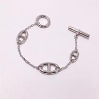Trendy Hollow Pig Nose Bracelet: European, American, Japanese, Korean Fashion sidabras