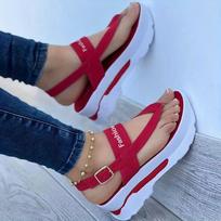 Stylish Women's Platform Thong Sandals with Letter Buckle Strap and Slingback for Outdoor Summer Comfort 36 raudona