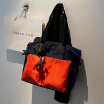New large-capacity pendant Mickey travel bag, short-distance luggage bag, fitness sports bag, trendy cool shoulder handbag.