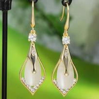 Korean Fashion Crystal Cat Eye Stone Drop Earrings For Women Jewelry Trending New Luxury Women's Opal Earrings Pendientes