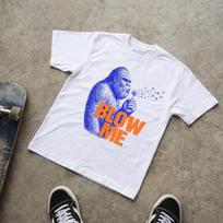 Funny Bigfoot Blow Me Shirt, Sasquatch Dandelion Tee, Retro Cryptid Graphic T-Shirt, Humorous Camping Hiking Gift, Vintage Style Bigfoot. 2XL
