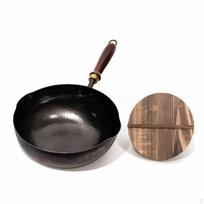 Iron Wok with Lid Pre Seasoned Hammered Uncoated Cookware for Home Cooks, Chefs, Stir