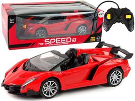 Nuotoliniu būdu valdomas sportinis automobilis, raudonas