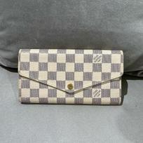 [Pre-Owned] Louis Vuitton Sarah Wallet 'White Damier Azur Canvas' - Very Good #11Q7QUU ONE SIZE