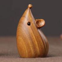 Green Sandalwood Carving Rat Statuette Animal Miniature Zodiac Mouse Ornament Office desk accessories For home Decoration Gifts