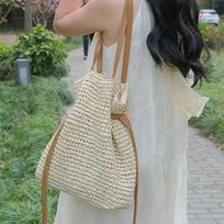 Nauja raišteliu užsegama pintinė rankinė per petį crossbody pintinė moteriška rankinė didelės talpos šiaudinė pintinė rankinė kupranugaris