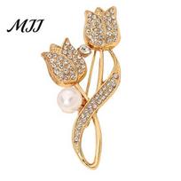 Hat Brooch Pin Women Alloy Pin, Tulip Shape Lapel Badge with Imitation Pearl Rhinestones Coat Accessory Inlaid, Versatile for Sweaters Collars A
