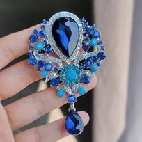 Luxury Elegant Large Crystal Water-drop Brooches For Women Girls Vintage Fashion Pendant Corsage Elegant Wedding Pins Jewelry tamsiai mėlyna spalva