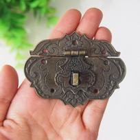 1 vnt. senovinis senovinis medinis dėklas, papuošalai, dovanų dėžutės dekoras. Antique Brass