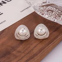 Elegant French Pearl Twist Stud Earrings - Luxurious & Unique Design