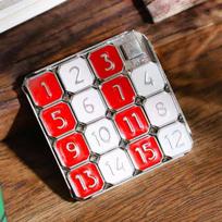 Toys Fifteen Number Puzzle Slide Game Metal Brain Teaser Adults Huarong Road IQ Test Educación Montessori Children
