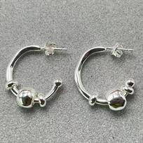 2026 new hot selling fashionable C-shaped geometric earrings, suitable for casual and fashionable matching balta