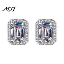 Minimalist Stud Earrings 1 Pair Square Geometric White Cubic Zirconia Clear Sophisticated Ice-Like Stone Ear Studs Retro French Style Jewelry 1