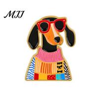 Dog Lover Accessories Decorative Brooch Enamel Cartoon Dachshund Design Zinc Alloy Lapel Accessory Pin Sweater Dress Suit Badge Versatile Lightweight A