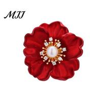 Traditional Brooch Mother Day Red Flower Design with Imitation Enamel Pearl Rhinestones Inlaid Weddings Parties Daily Wear Flower
