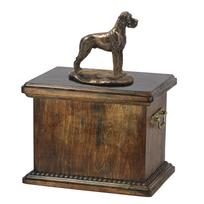 Didysis Dane II - šuns pelenų urna, urna su statulėle, elegantiška urna klasikinio stiliaus, Art-Dog prekės ženklo ruda