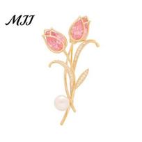 Brooch Pin Jewelry Gift Women Rhinestone Inlay Imitation Pearl Decor Sparkling Tulip Design Decorative Lapel Non-Slip Buckle Scarf Badge Clothing Bags rožinė