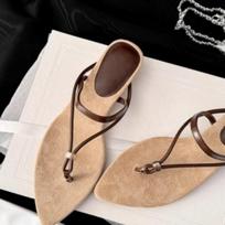 Niche pointed open-toed herringbone pinch feet low-heeled cool slippers 2025 summer new thick-heeled wedge heel one-pedal sandals women 35 ruda