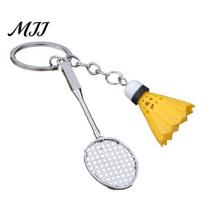 Personalized Sports Keychain Pendant Simulated Badminton Racket Charm Mini Key Bag Chain Zinc Alloy Accessories Athletic Gift geltona