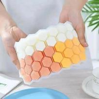 Atsitiktinės spalvos virtuvės namų ūkio korio formos ledo forma padėklas silikonas ledo kubelių gaminimo formelės ledų prietaisai aksesuarai tiekimas Random colors 1Pc