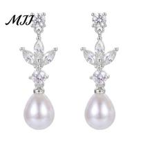 Lightweight Earrings 1 Pair Drop Imitation Pearl Cubic Zirconia Camellia Versatile Design Pendant Bridal Wedding Jewelry Gift Women balta