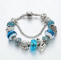 Women's fashionable and diverse astronaut star, starfish element bracelet, design sense, daily wear jewelry