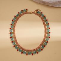 1PC Girls Multi-layer Glass Bead Round Beaded Lace Necklace, Niche Fashionable and Elegant High-end Necklace Necklace.