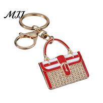 Striped Oil Drip Keychain Pendant, Enamel Simulated Handbag Shape Key Holder Sparkling Accessory with Lobster Clasp, Shiny Girly Gift raudona