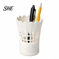 Badminton Enthusiast Gift 3D Printed Shaped Pen Holder, Creative Desk Organizer, Aesthetic Storage Container, Holder for Minimalist Stationery balta