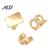 Elegant Fashion Ring 3Pcs Minimalist Cross Knot Set Textured Chunky Stackable Rings for Adjustable Women Modern Statement Jewelry Gift Parties