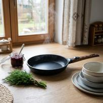 Keptuvė FIT2 ClickPan su nesvylančia danga, nuimama rankena 26 cm juoda