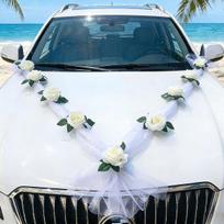 Vestuvinio automobilio dekoracijos 9 rožės baltos