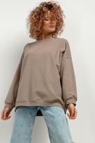 Wide long-sleeved sweatshirt T417 cappuccino XL/XXL cappuccino