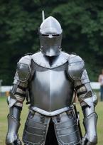 Pilnas plieninis riterio šarvų komplektas su grandininiu šarvu Milano viduramžių šarvais LARP Cosplay kostiumas