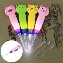 Baby Kids Led Flashlight Ear Pick Ear Wax Curette Remover Cleaner Health Care, 10.5X2CM